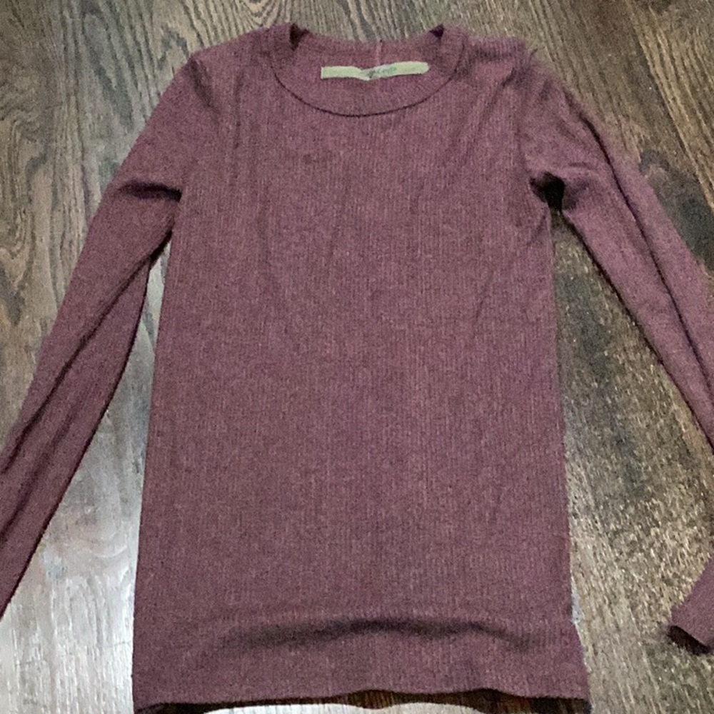 Women's Burgundy Sweater